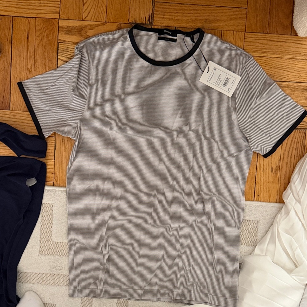 Theory striped tee